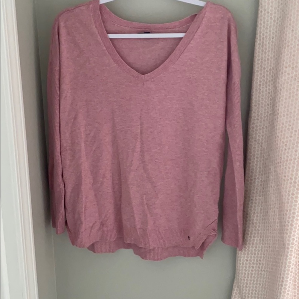 American Eagle V-Neck Pink Sweater